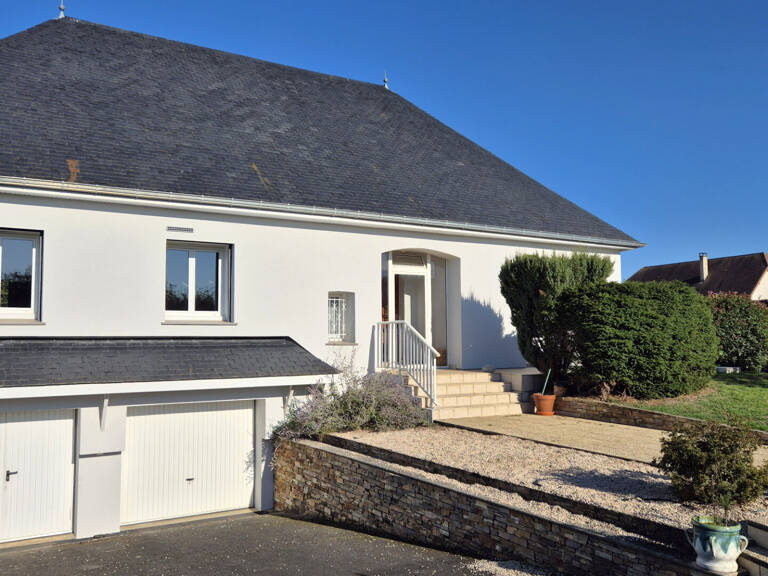 Maison traditionnelle avec vue sur les Pyrénées - Jardin - Sous-sol - Combles aménageables — photo 1