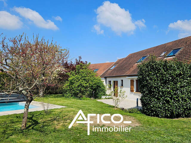 Maison  - 162 m² - NOTRE DAME D'OE — photo du bien