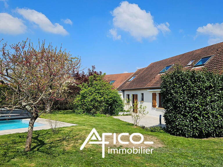 Maison  - 162 m² - NOTRE DAME D'OE — photo 1