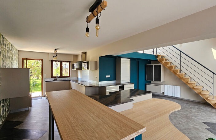 Maison  - 162 m² - NOTRE DAME D'OE — photo 2