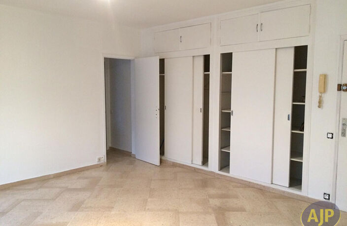 Appartement Saintes 2 pièce(s) — photo 4