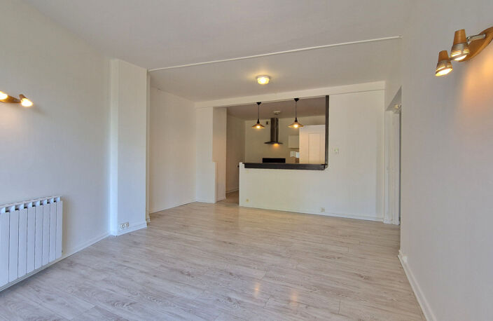 Appartement Aix Les Bains 3 pièces Terrasse- Vue lac — photo 5