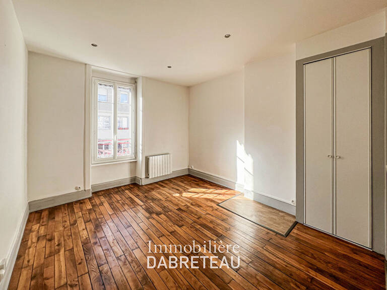 T2 SECTEUR VILLEURBANNE GRATTE-CIEL — photo 1