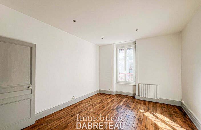 T2 SECTEUR VILLEURBANNE GRATTE-CIEL — photo 3