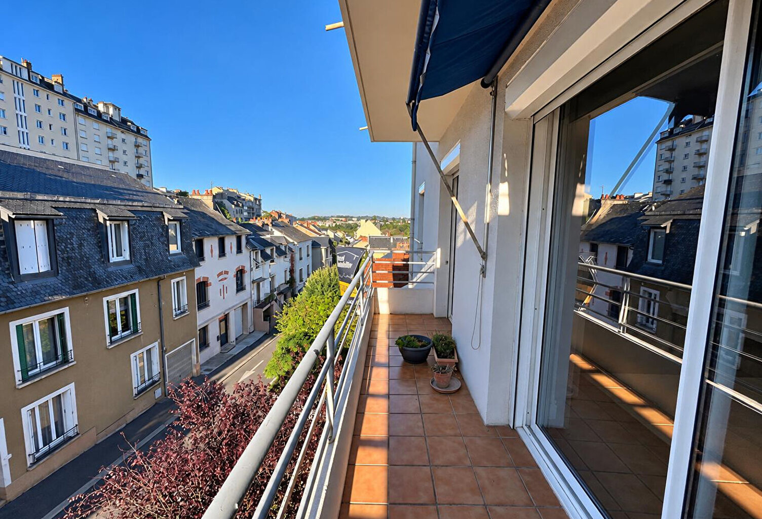 Appartement de Type, 80 m² cave parking, centre ville RODEZ — photo 1