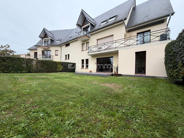 APPARTEMENT T5 - 112M² - 2 CHAMBRES - REZ DE JARDIN - GARAGE - PLACE DE STATIONNEMENT - CAVE — photo du bien