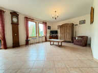 APPARTEMENT T5 - 112M² - 2 CHAMBRES - REZ DE JARDIN - GARAGE - PLACE DE STATIONNEMENT - CAVE — photo 4