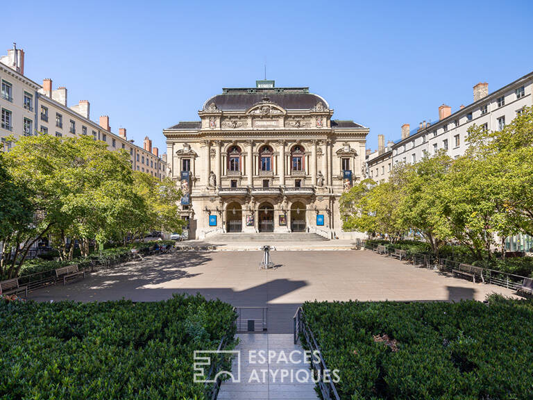 Très bel appartement avec vue sur le Théâtre des Célestins — photo 1