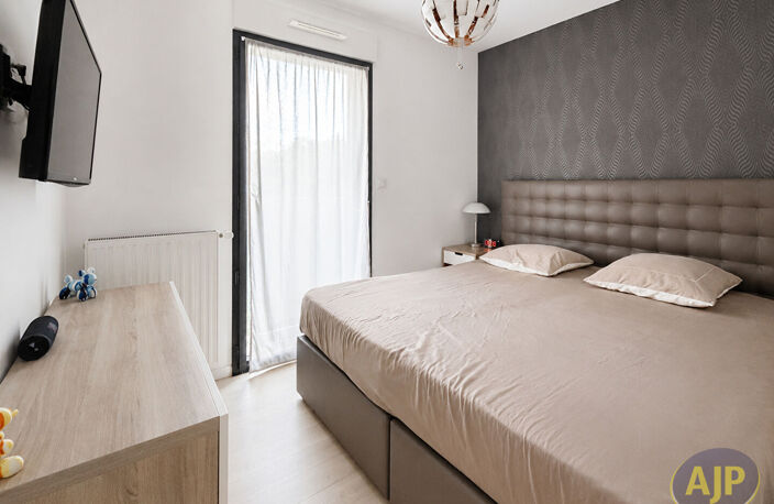 Appartement T4  82 m2 Vezin-le-Coquet — photo 5