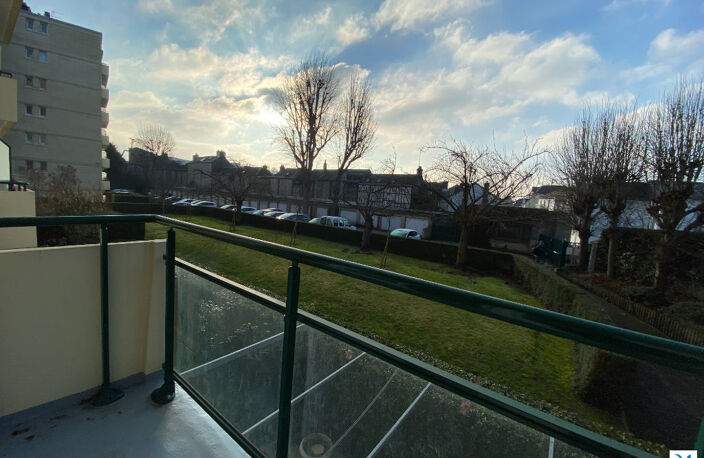 ROUEN ENTRE BOULINGRIN ET HOTEL DE VILLE - F3 — photo 2