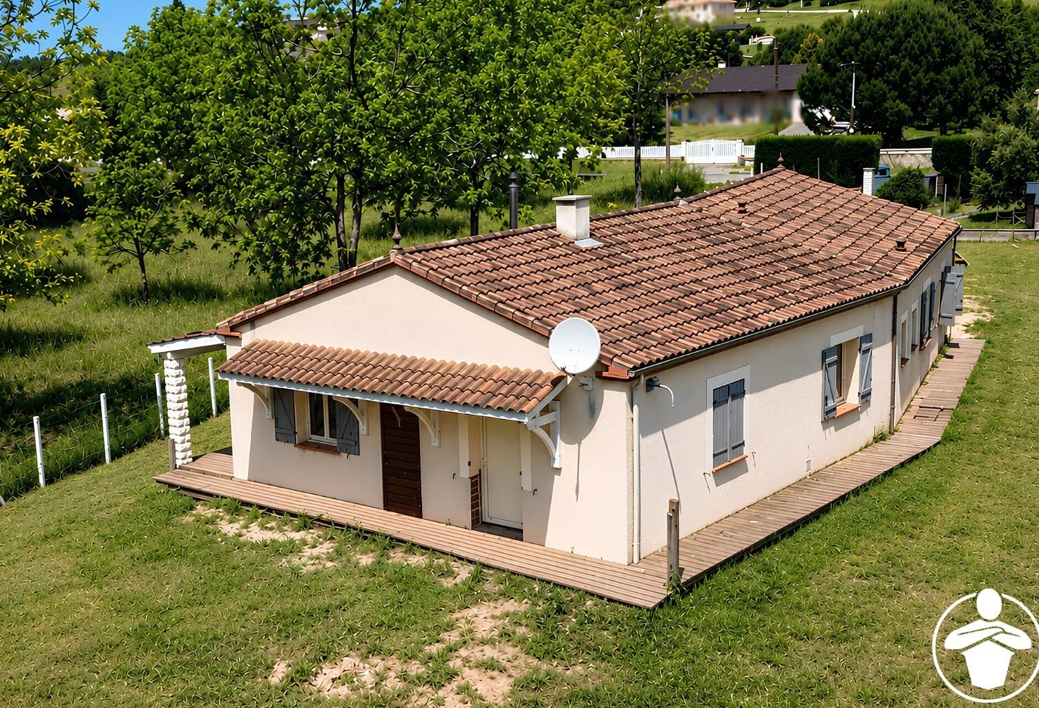 Exclusivité : Maison familiale de plain-pied avec vaste séjour de 76 m² — photo 1