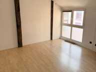 Appartement de 158 M² avec parking , chauffage au gaz , 2 sdb , à rénover , gros potentiel, possibilité garage. — photo 3