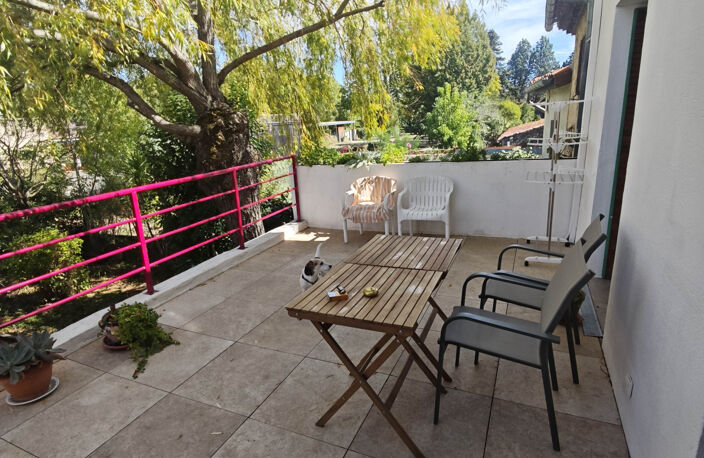 Charme du village, confort du moderne : La perle rare à 15 m — photo 4