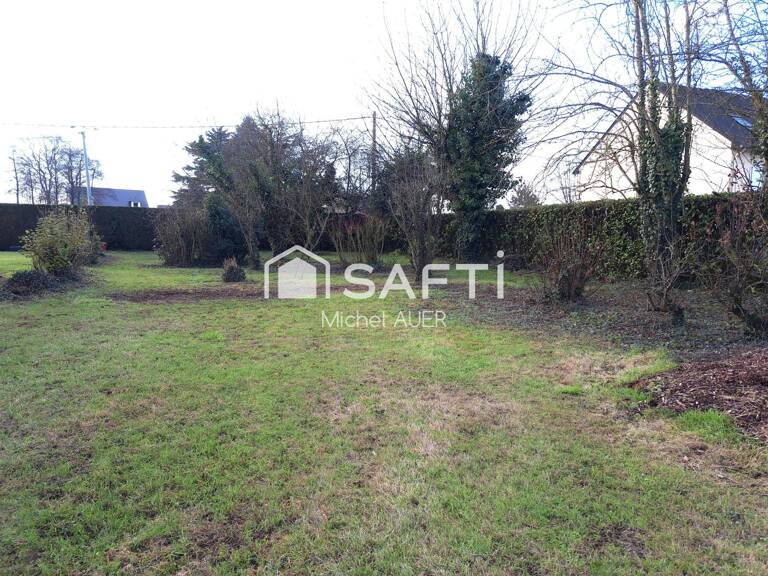 Terrain constructible en zone résidentielle — photo 1