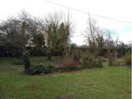 Terrain constructible en zone résidentielle — photo 2