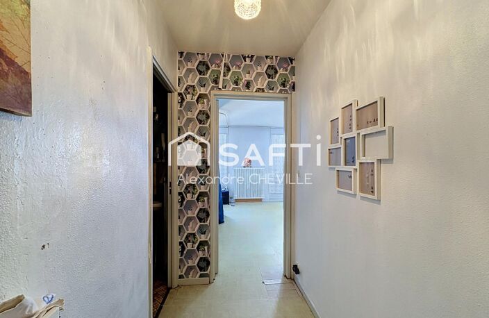 Vichy proche centre : Studio 36m² avec parking — photo 3
