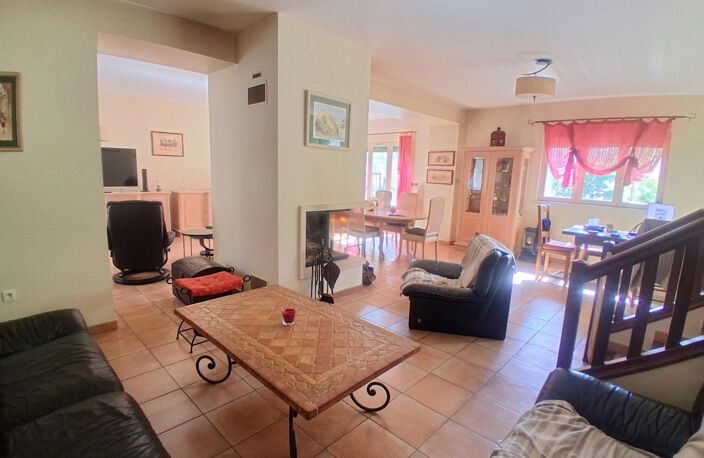 308 m² hab- 913 m² Terrain- Loft 90 m²- Piscine — photo 5