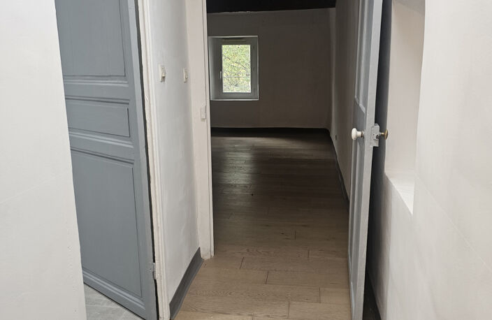 T3 en triplex à La Roque-d'Anthéron — photo 5