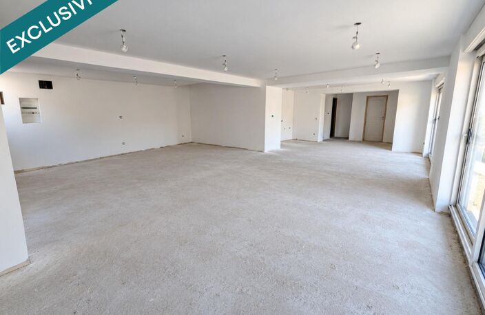 Maison familiale rénovée avec garage-atelier en plein centre-bourg — photo 2