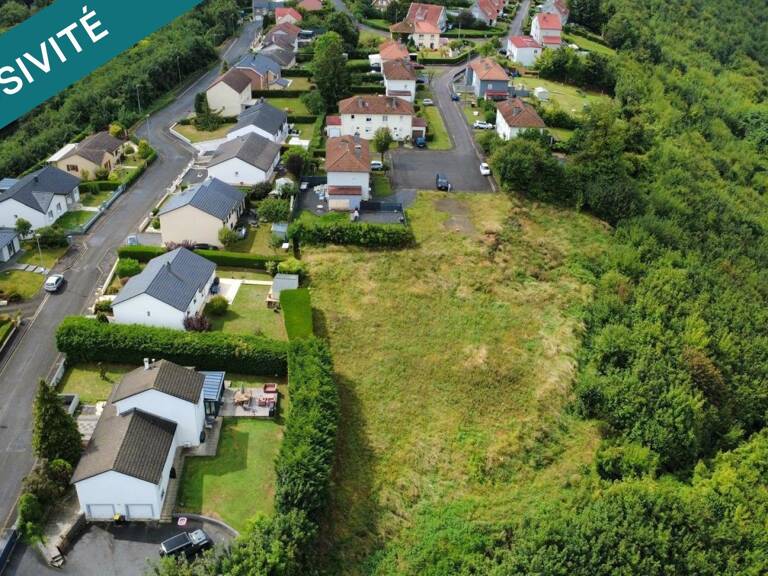 TERRAIN CONSTRUCTIBLE DE 25 ARES EN ZONE UB — photo 1