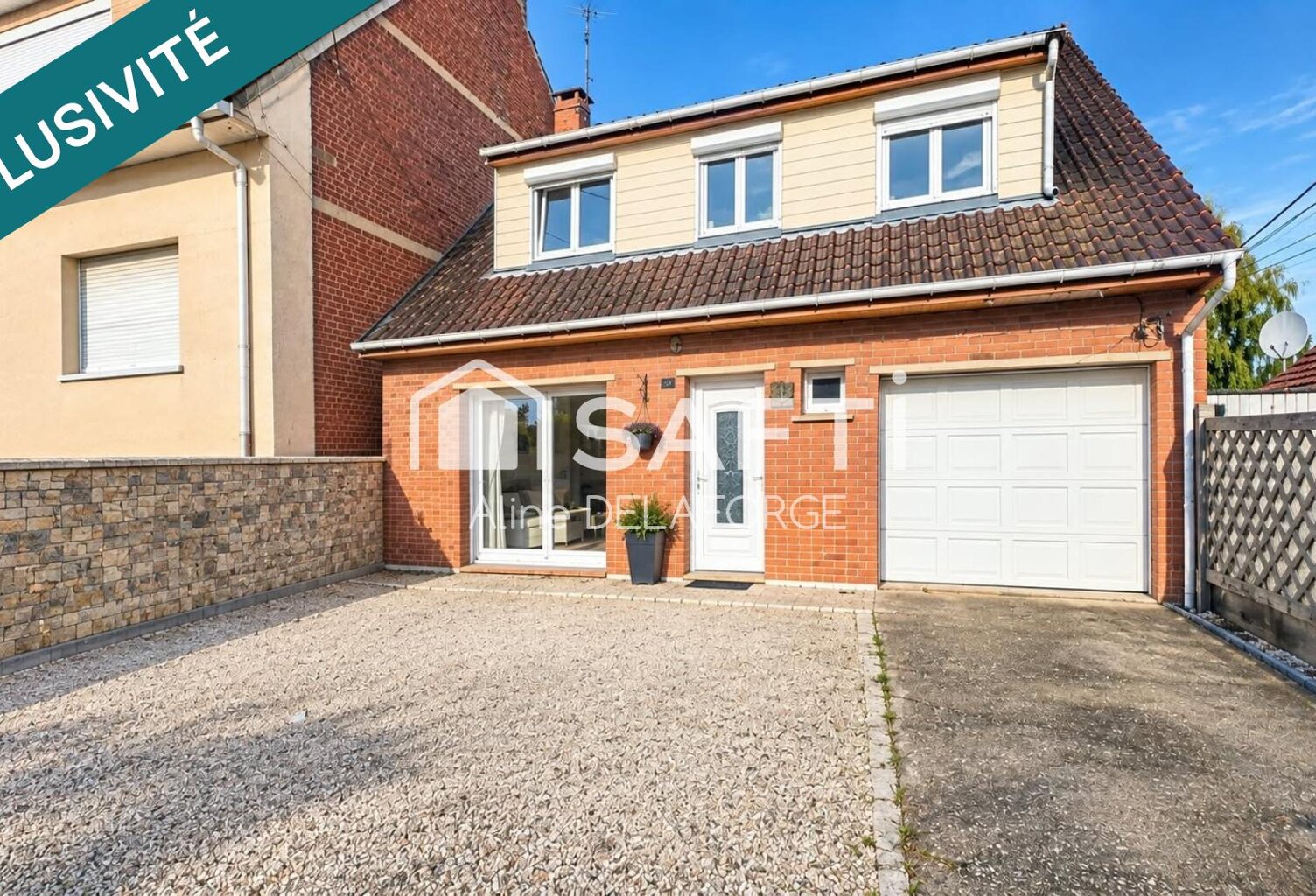 À VENDRE À DIVION  MAISON DE VILLE DE 110 m², 4 CHAMBRES, JARDIN, GARAGE ET PISCINE — photo 1