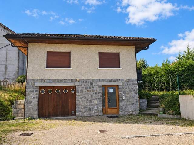 Lugrin : maison lumineuse au fort potentiel — photo du bien