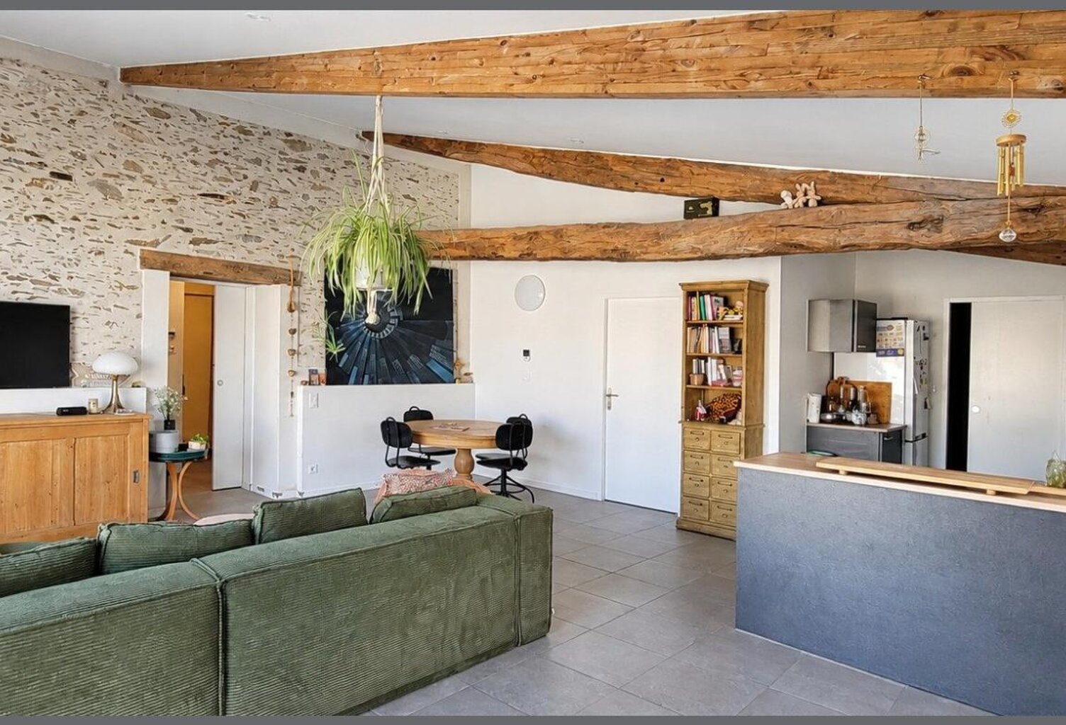 MAISON RENOVÉE AU CALME D UN HAMEAU — photo 1