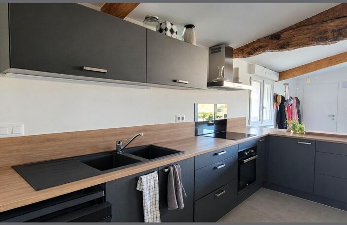 MAISON RENOVÉE AU CALME D UN HAMEAU — photo 4