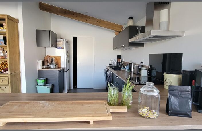 MAISON RENOVÉE AU CALME D UN HAMEAU — photo 5