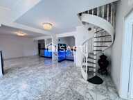 MAISON FAMILIALE T10 AVEC PISCINE, VUE MER ET LOGEMENT INDÉPENDANT — photo 2