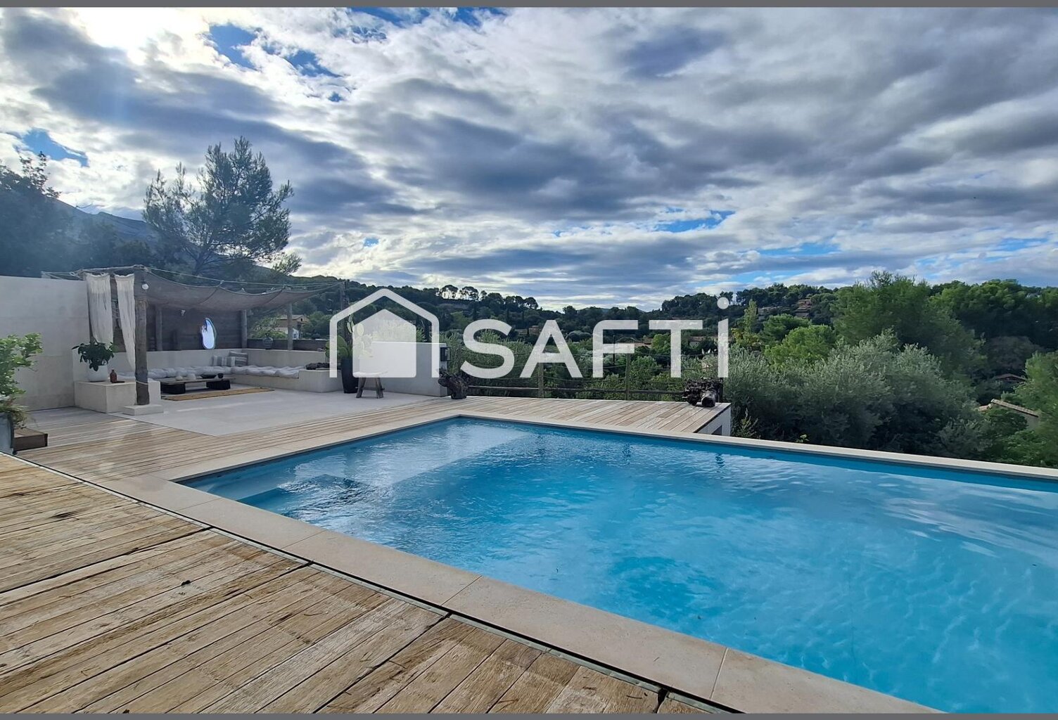 ROQUEVAIRE MAISON CONTEMPORAINE T5 AVEC PISCINE ET TERRAIN EN RESTANQUE — photo 1