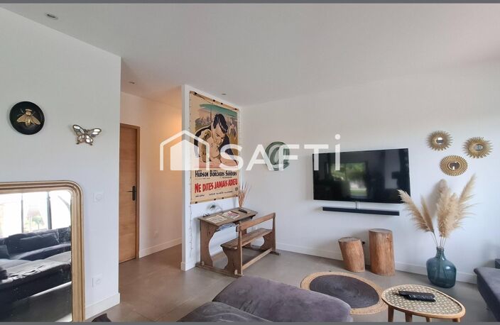 ROQUEVAIRE MAISON CONTEMPORAINE T5 AVEC PISCINE ET TERRAIN EN RESTANQUE — photo 3
