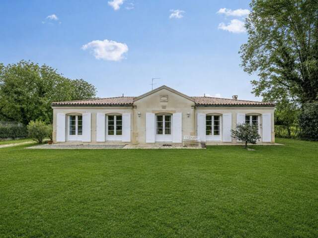 33450 MONTUSSAN - Maison de plain-pied sur parcelle arborée de plus de 1600 m² — photo du bien