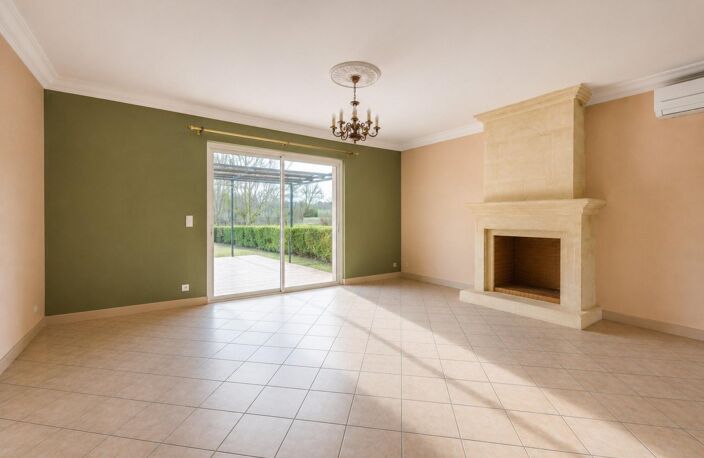 33450 MONTUSSAN - Maison de plain-pied sur parcelle arborée de plus de 1600 m² — photo 2