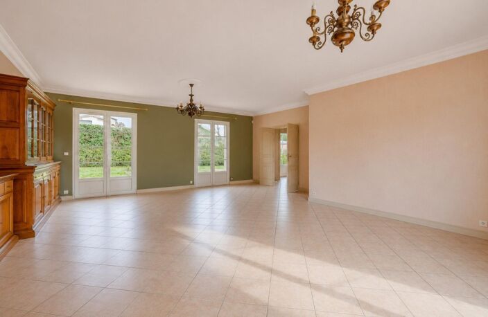 33450 MONTUSSAN - Maison de plain-pied sur parcelle arborée de plus de 1600 m² — photo 3