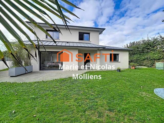 Contemporaine sur sous sol — photo du bien