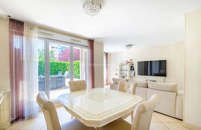 À vendre – Superbe T4 de 78 m² avec terrasse de 70 m² – Villeurbanne République — photo 4