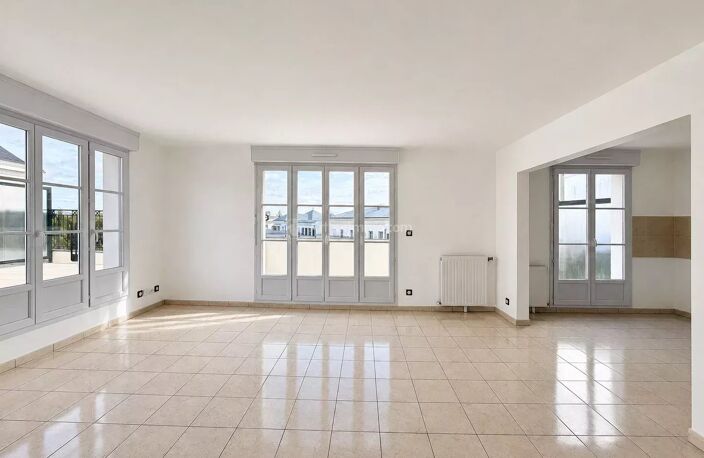 SERRIS – DERNIER ÉTAGE – TERRASSE EXCEPTIONNELLE DE 77,51 M² – 3 STATIONNEMENTS — photo 5