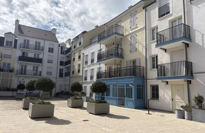 À vendre – Appartement 3 pièces avec balcon – Quartier des Faubourgs — photo 2