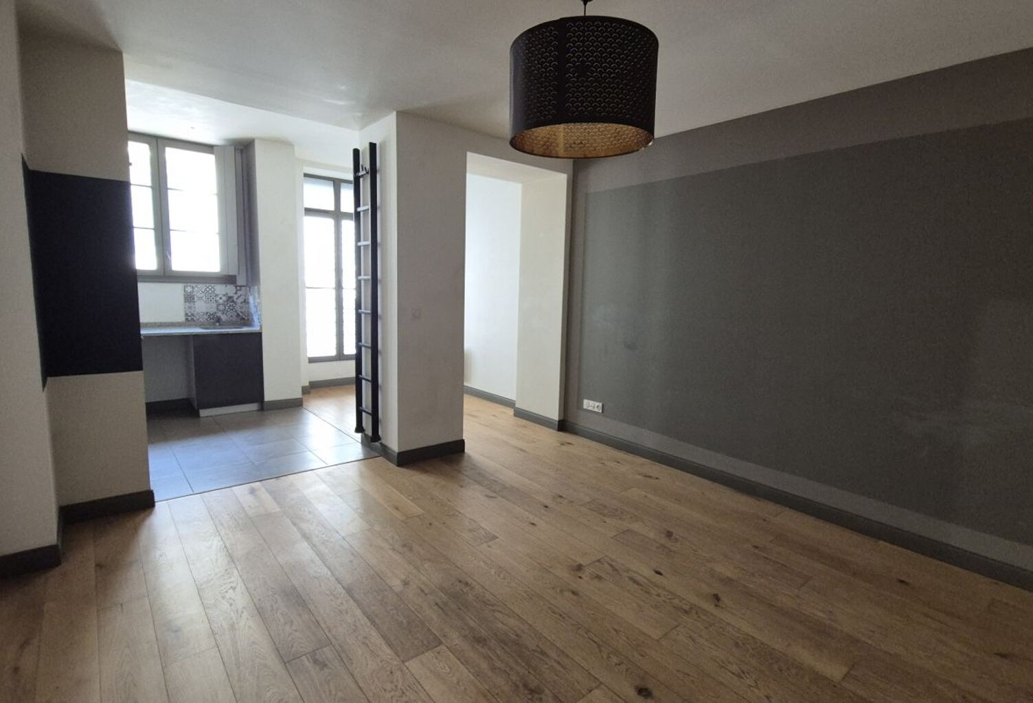 Studio — photo 1