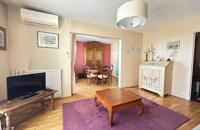 Proche Centre commercial Firmis, appartement T4 en DERNIER é — photo 3