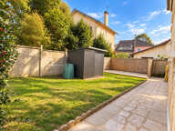 PAVILLON INDIVIDUEL AVEC JARDIN ET GRAND GARAGE — photo 2