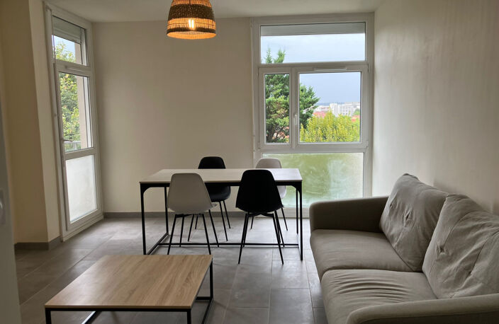 T3 meublé 53, rue Château Gaillard Villeurbanne — photo 2