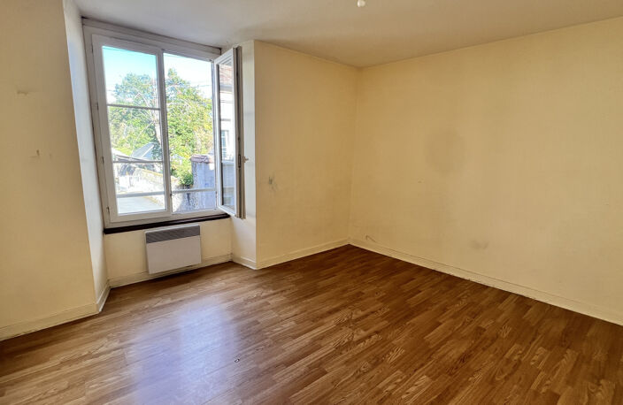 APPARTEMENT F2 AVEC GRANDE TERRASSE — photo 5