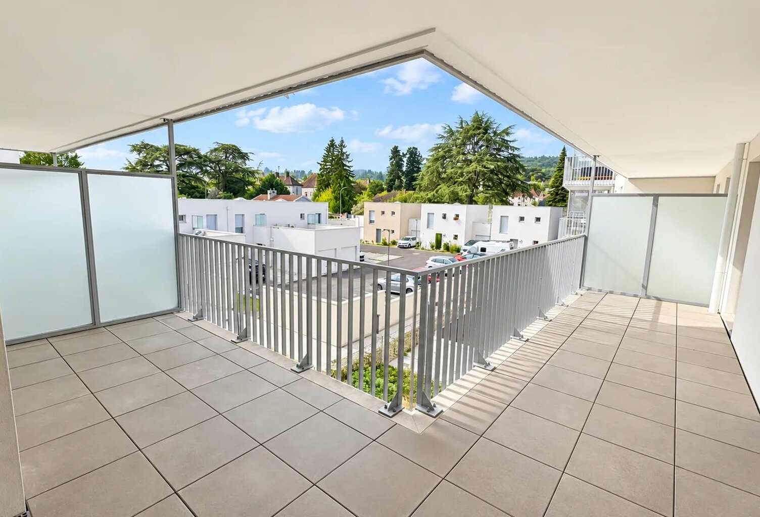 T4 82 m² résidence neuve parking/terrasse — photo 1