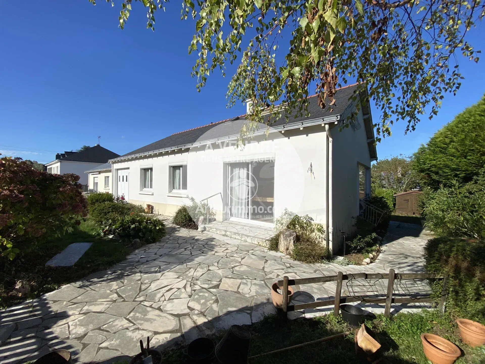Maison 5 pièces 94 m² · à Sautron · 94 m² · 327 600 €