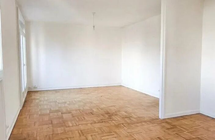 Appartement F4 entièrement rénové dans résidence sécurisée Olivet Plissay — photo 4