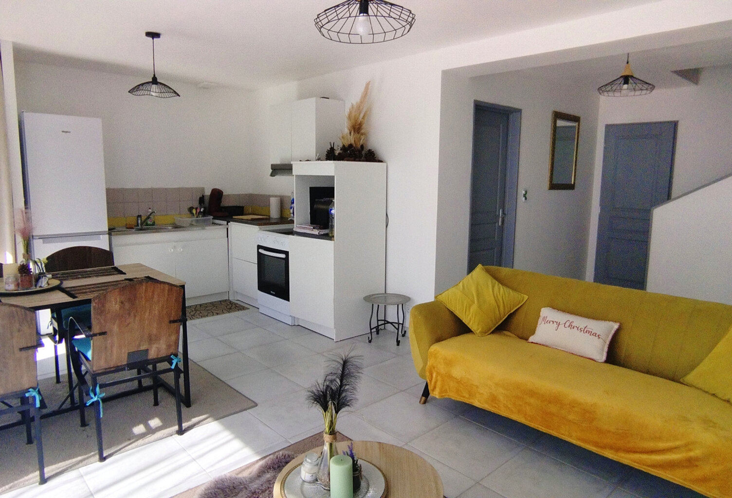 Maison indépendante de 90m2, avec garage et terrain de 240m2 — photo 1