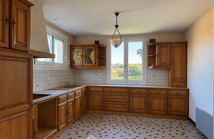 Maison - 104m² - Pouzauges — photo 2