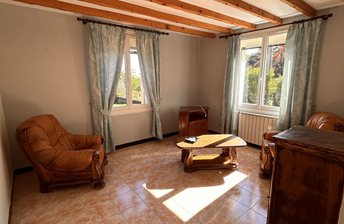 Saissac (30 min de Carcassonne)   Maison 4 faces habitable d — photo 4